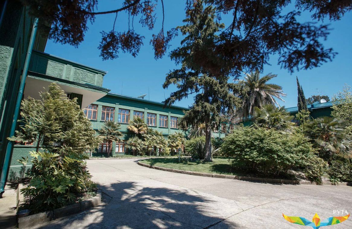 Агурское ущелье + дача Сталина